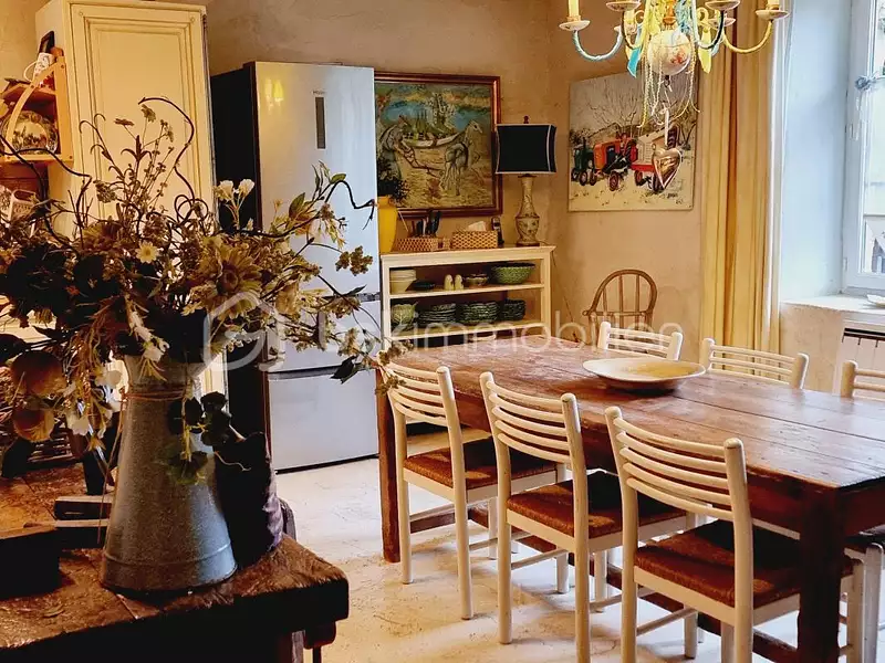 Maison, 190 m²