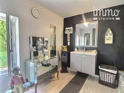 Maison, 242 m²
