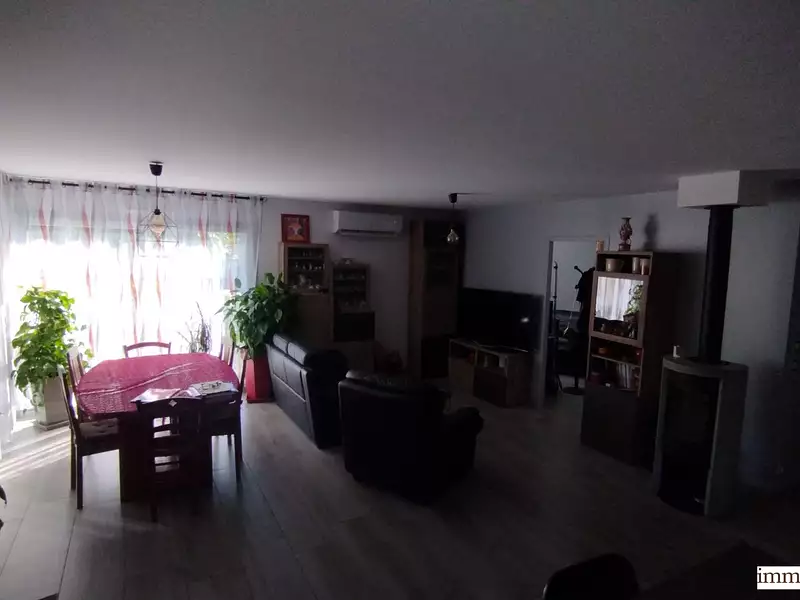 Maison, 162 m²