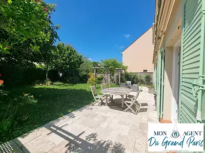 Maison, 158 m²
