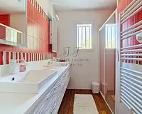 Maison, 242 m²