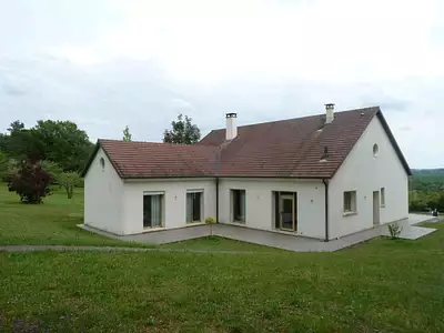 Maison, 240 m²