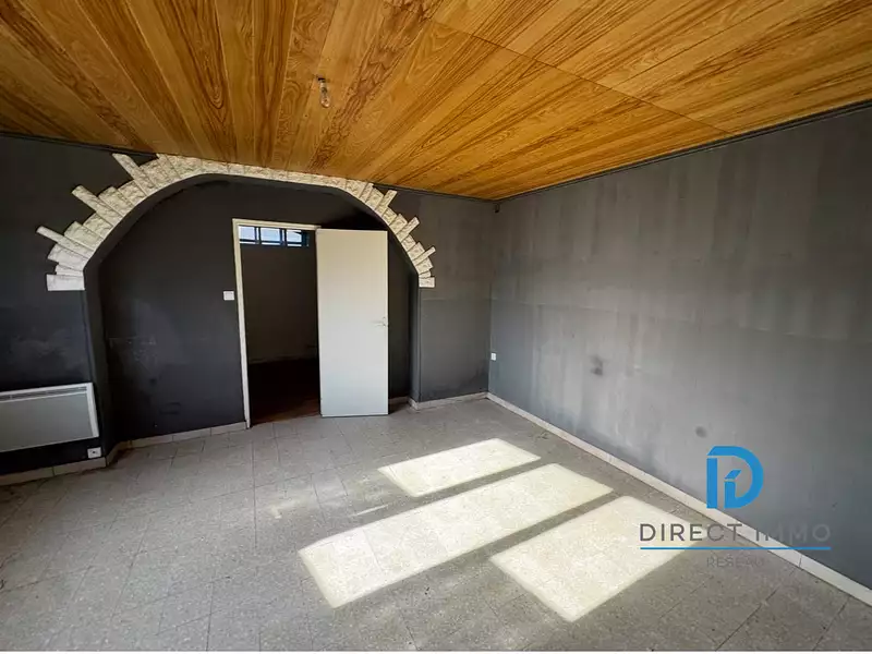 Immeuble, 180 m²