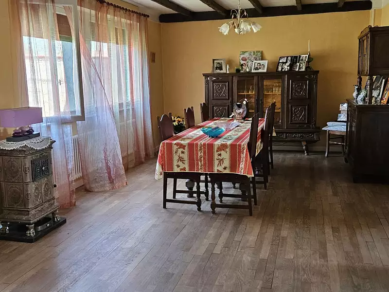 Maison, 140 m²