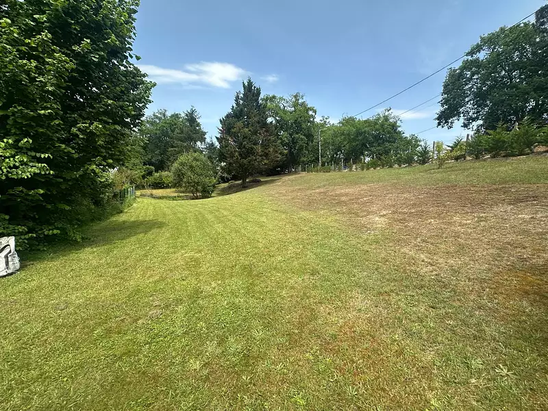 Terrain, 1 437 m²