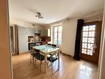 Maison, 77 m²