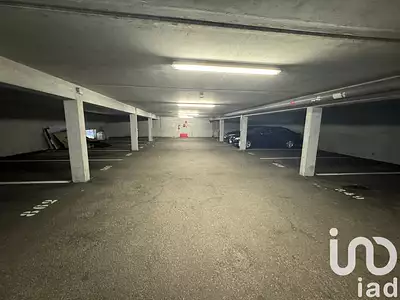 Parking, 12 m²