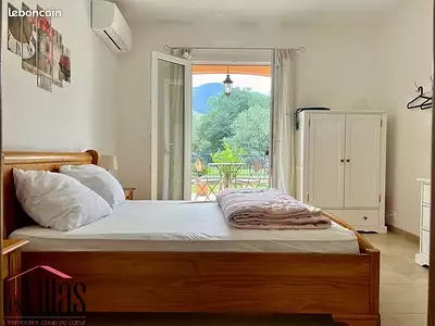 Maison, 261 m²