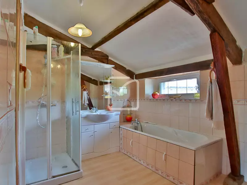 Maison, 231 m²