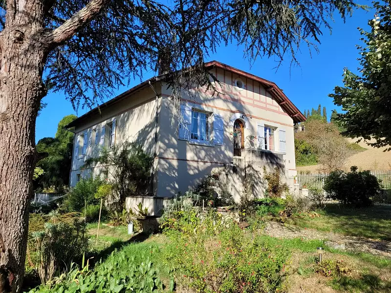 Maison, 220 m²