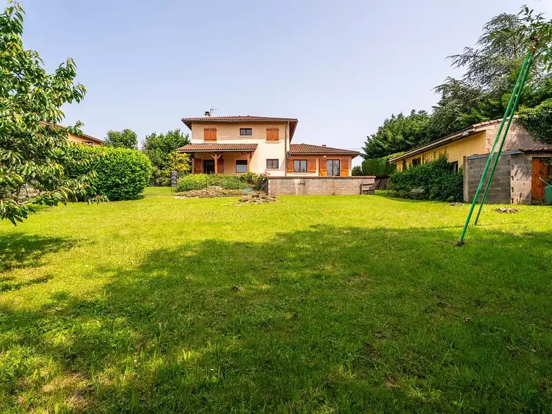 Maison, 157 m²