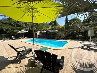Maison, 247,5 m²