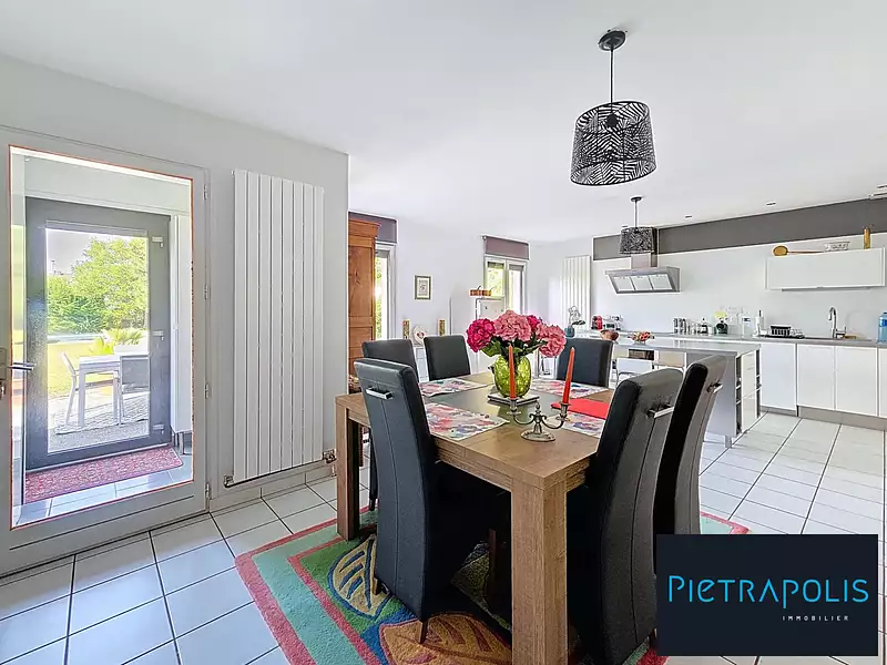 Maison, 106 m²