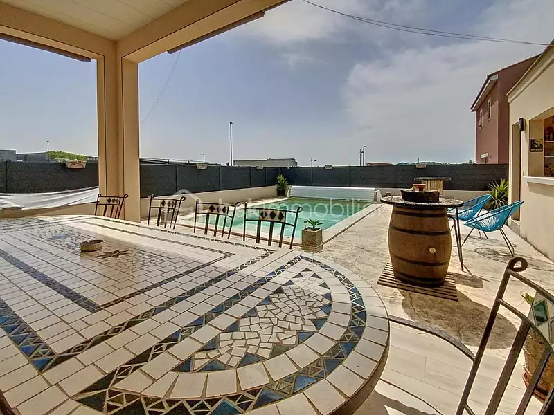 Maison, 104 m²