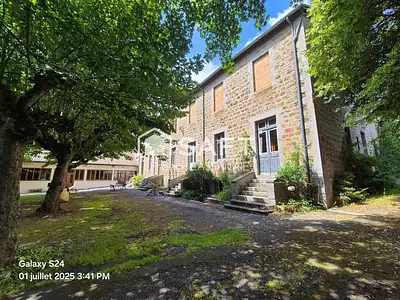 Maison, 1 616 m²