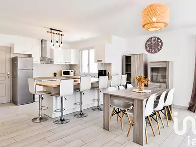 Maison, 105 m²
