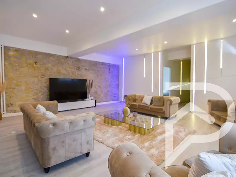 Appartement, 225 m²