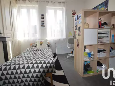 Immeuble, 85 m²