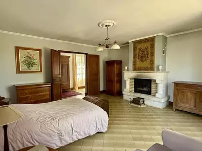 Maison, 782 m²