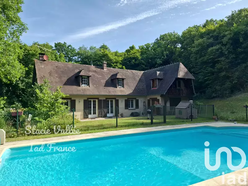 Maison, 248 m²