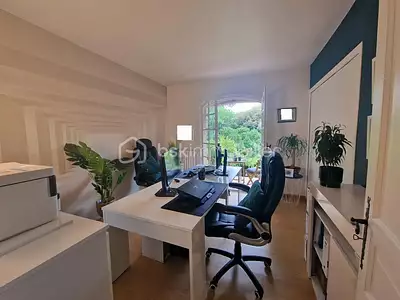 Maison, 277 m²