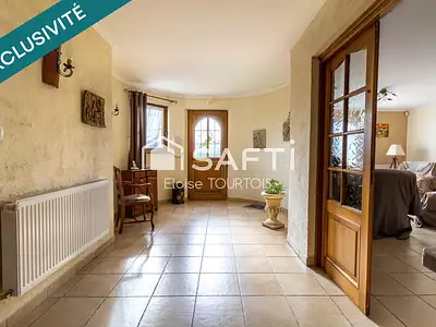 Maison, 240 m²