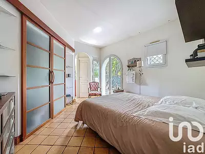 Maison, 239 m²