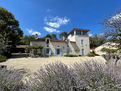 Maison, 650 m²