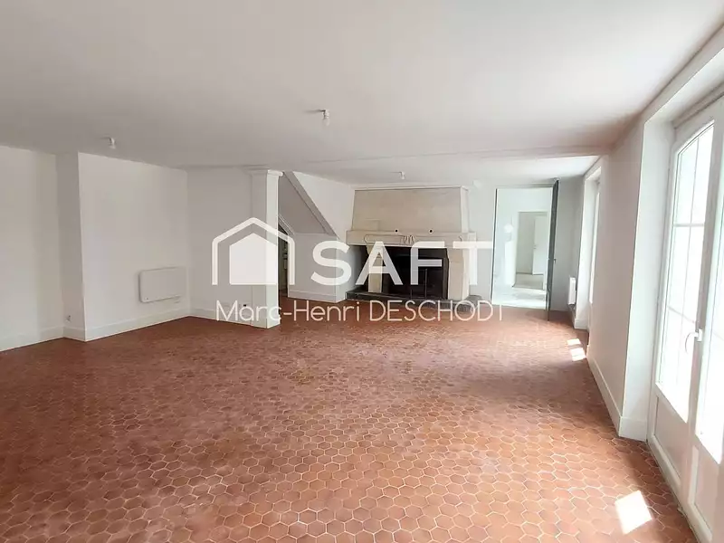 Maison, 230 m²