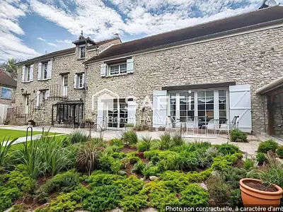 Maison, 180 m²