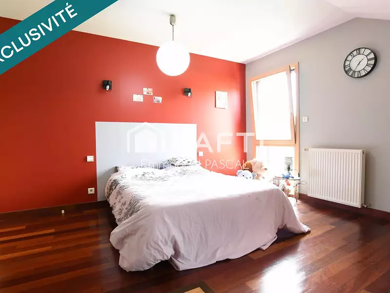 Maison, 180 m²