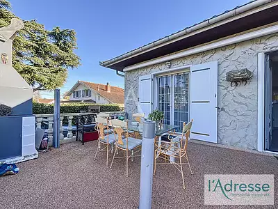 Maison, 220 m²