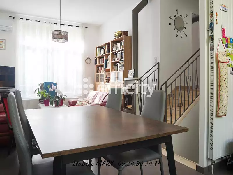Maison, 105 m²