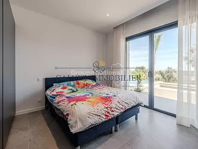 Maison, 240 m²
