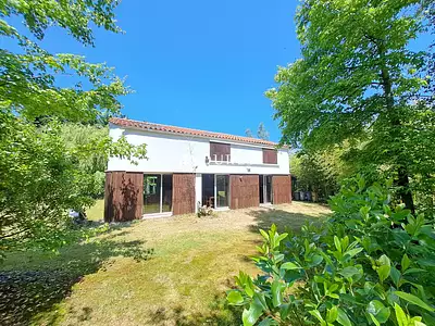 Maison, 205 m²