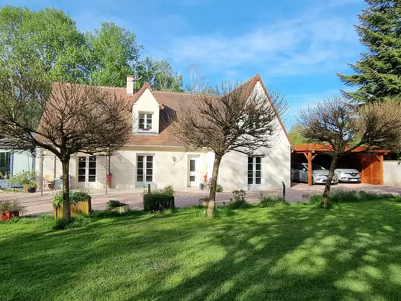 Maison, 235 m²