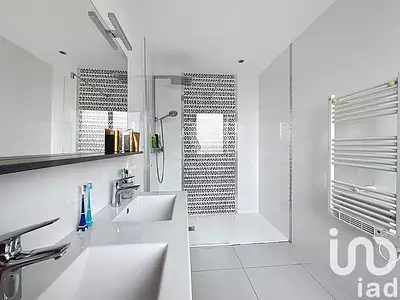 Maison, 151 m²