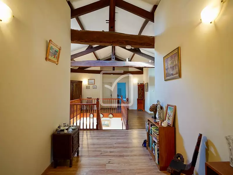 Maison, 222 m²