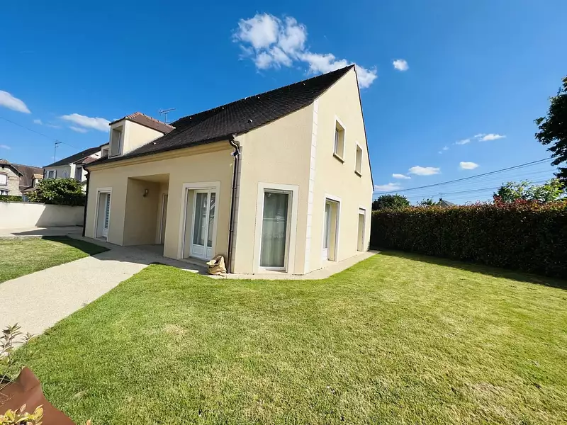 Maison, 215 m²