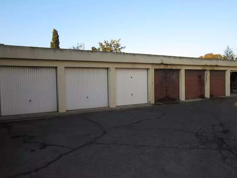 Immeuble, 612 m²