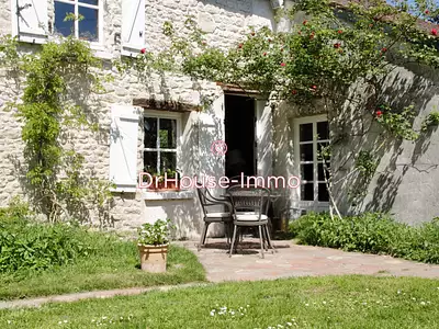 Maison, 225 m²
