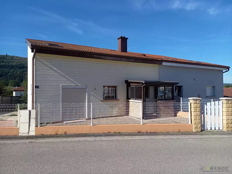 Maison, 102 m²