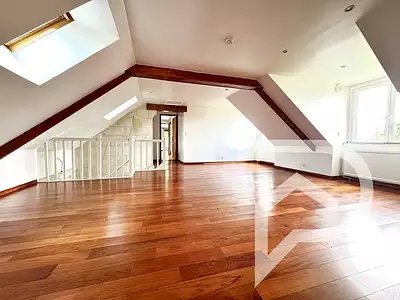 Maison, 220 m²
