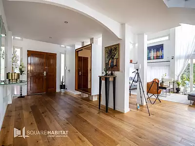 Maison, 245 m²