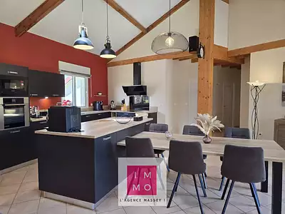 Maison, 211,82 m²