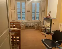 Immeuble, 220 m²