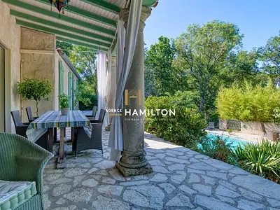 Maison, 187 m²