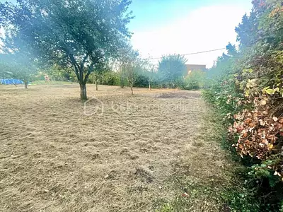 Terrain, 600 m²
