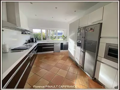 Maison, 265 m²