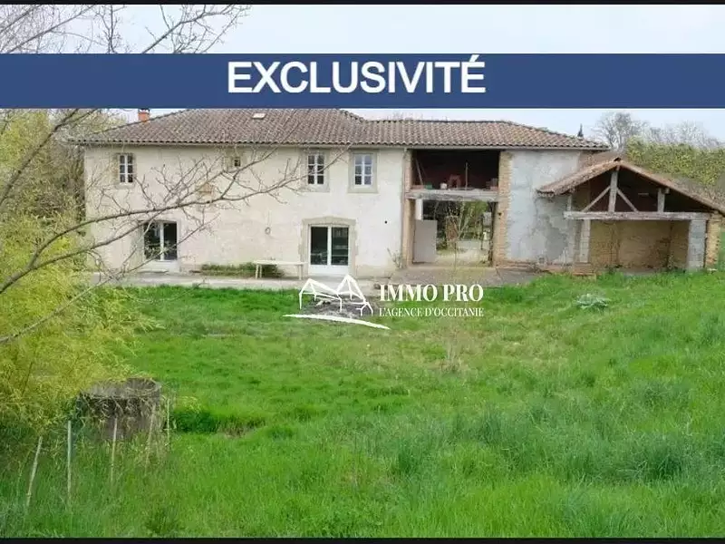 Maison, 235 m²